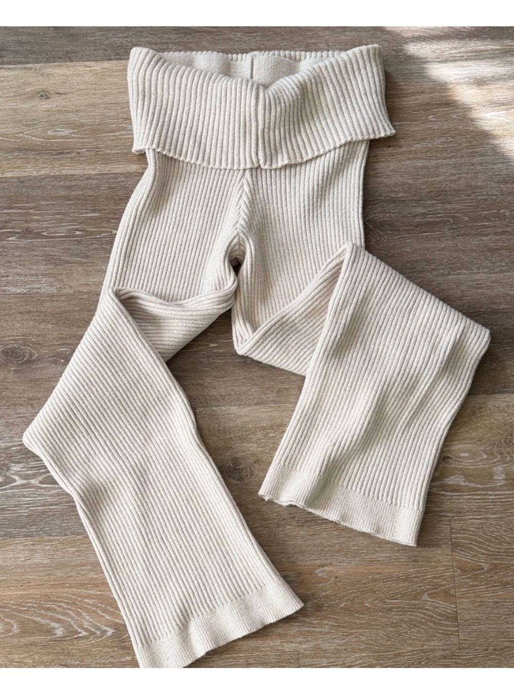 Ribbed Fold-Over Waist Knit Pants in Light Beige